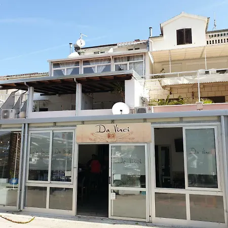 Апартаменти Mar E Sol Хвар